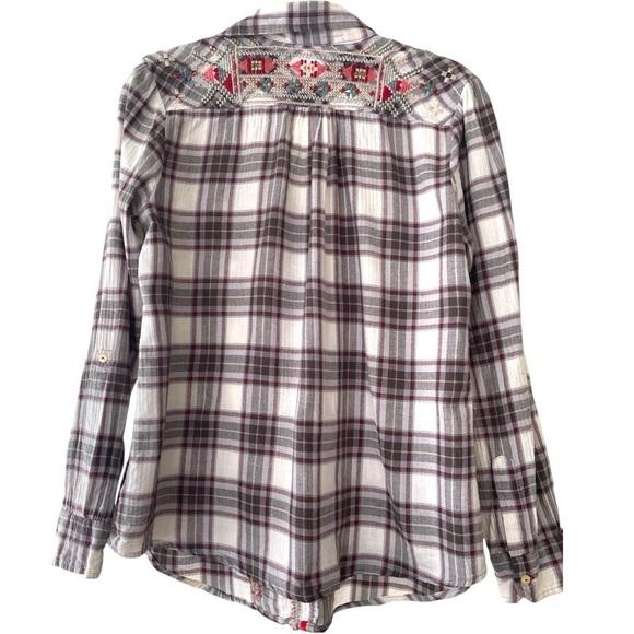 Johnny Was top, size S/M, tags removed, but RN # is a match, very good condition - Picture 8 of 10